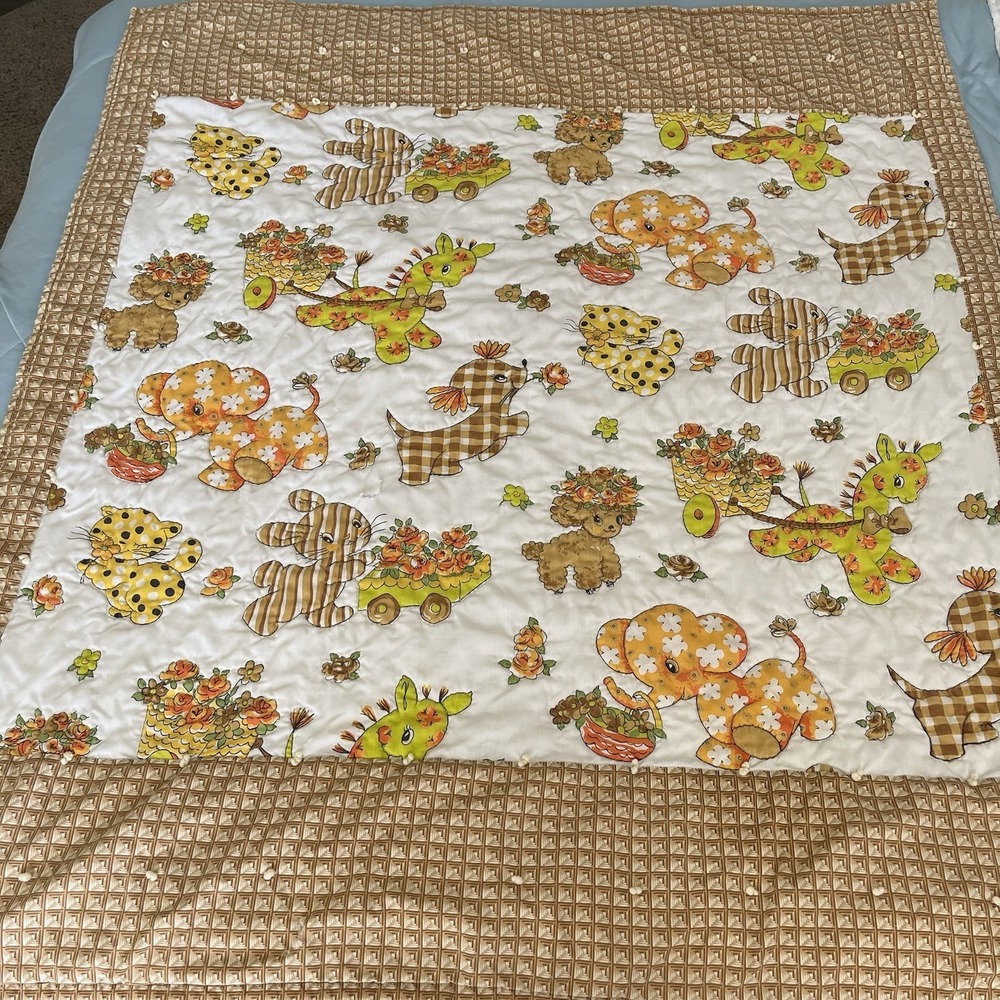 Vintage 1970s Handmade Baby Quilt - Picture 2 of 16